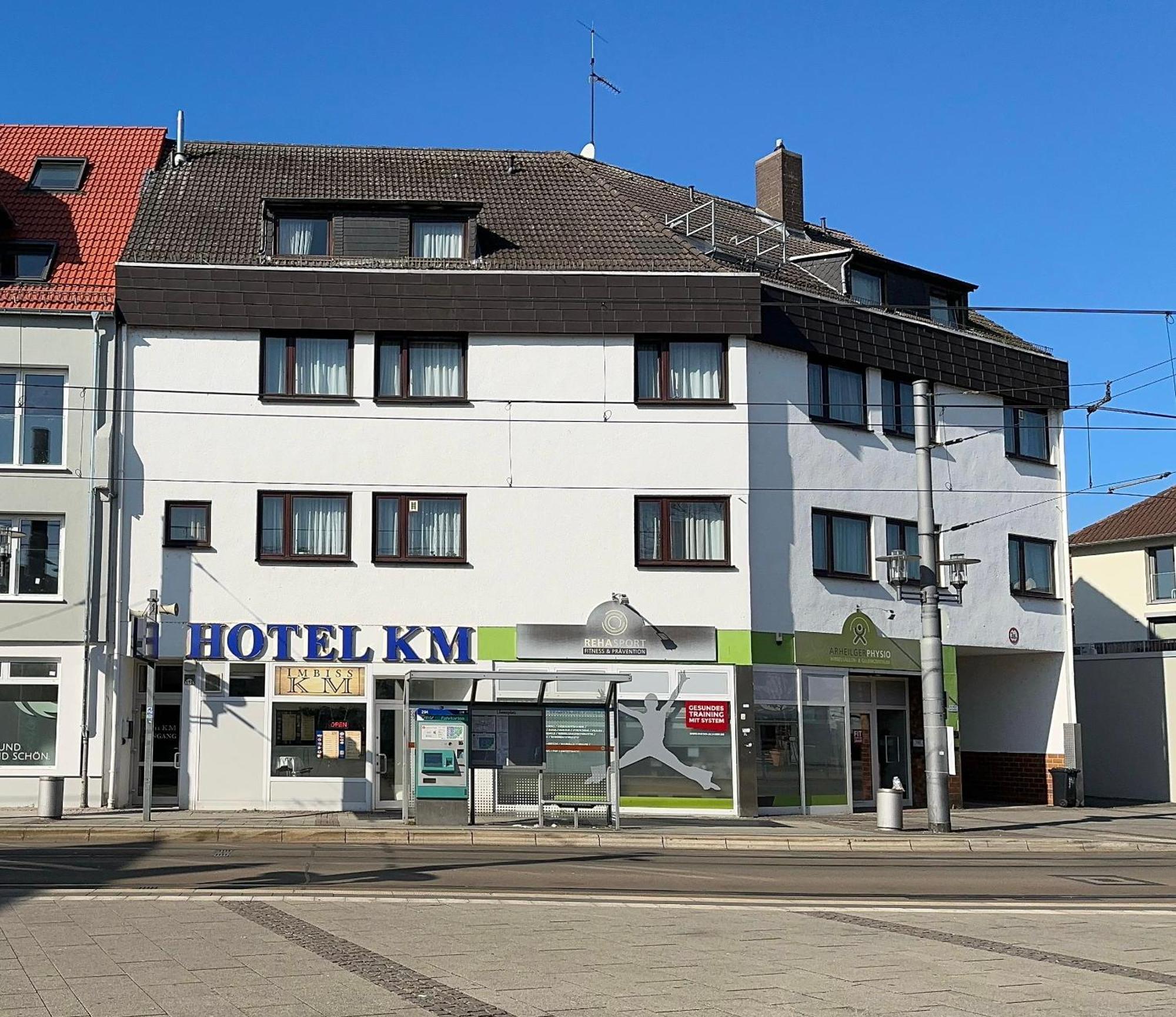 Hotel Km دارمشتاد المظهر الخارجي الصورة
